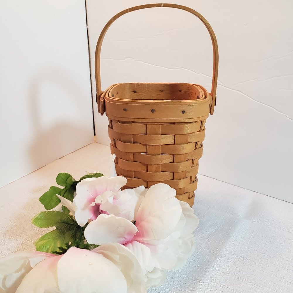 Longaberger American Cancer Society basket 5.5 " tall hinged handle